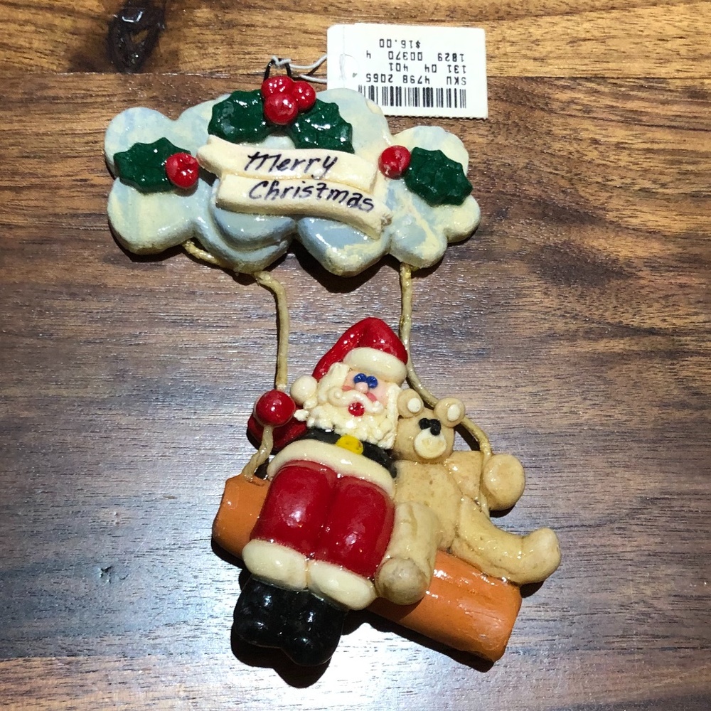 1993 NEIMAN MARCUS SANTA DOUGH ORNAMENT